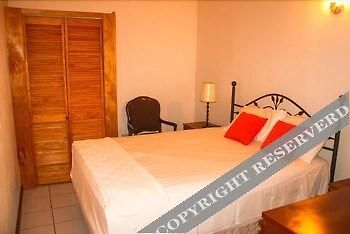 Royal Cove Hotel Jennings Εξωτερικό φωτογραφία