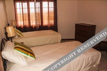 Royal Cove Hotel Jennings Εξωτερικό φωτογραφία